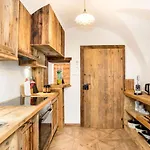 Historic Lakeview Apartman *