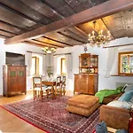 Historic Lakeview Hallstatt