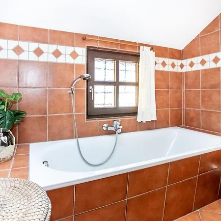 Historic Lakeview Appartement *