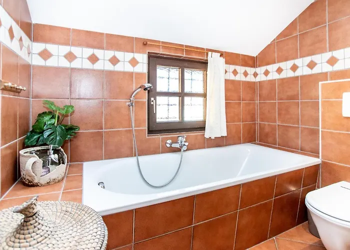 Historic Lakeview Appartement *